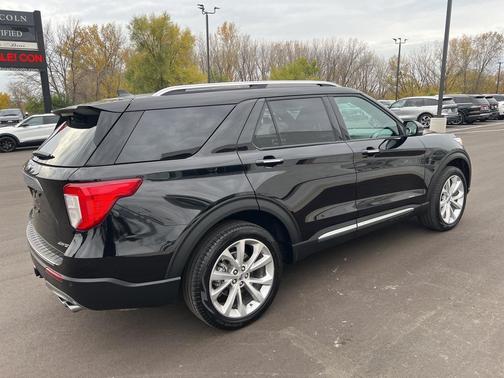 2023 Ford Explorer Platinum