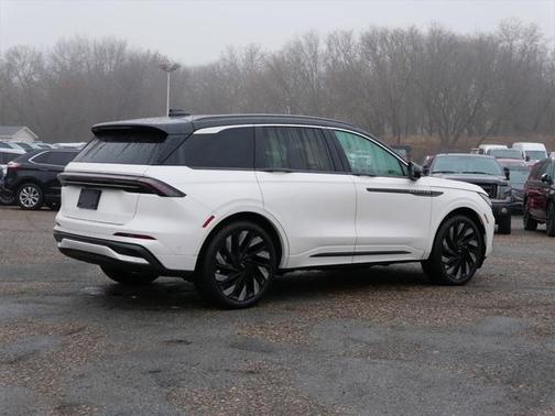 2024 Lincoln Nautilus Black Label