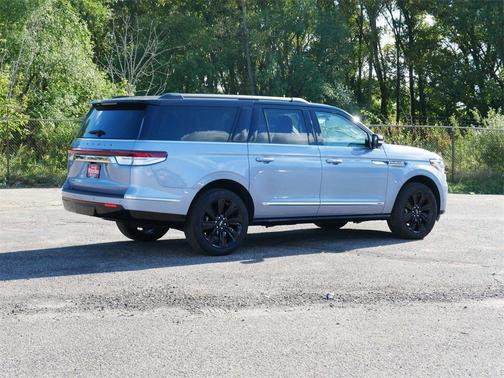 2024 Lincoln Navigator Black Label