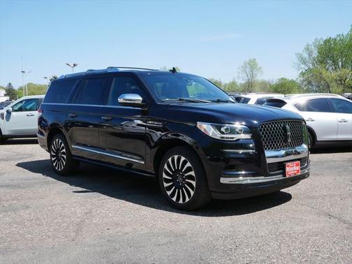 2022 Lincoln Navigator Black Label