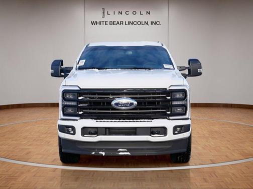 2025 Ford F-250 Platinum
