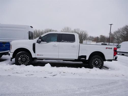 2025 Ford F-250 Platinum