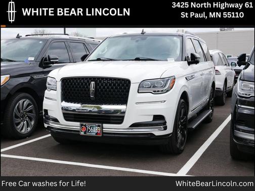 Pristine White Metallic Tri-Coat 2022 Lincoln Navigator Black Label