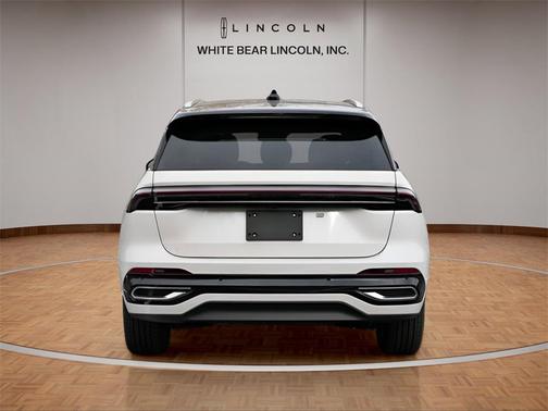 2024 Lincoln Nautilus Reserve