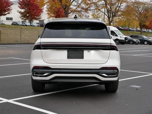 2024 Lincoln Nautilus Reserve