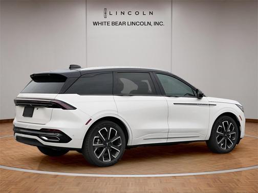 2024 Lincoln Nautilus Reserve