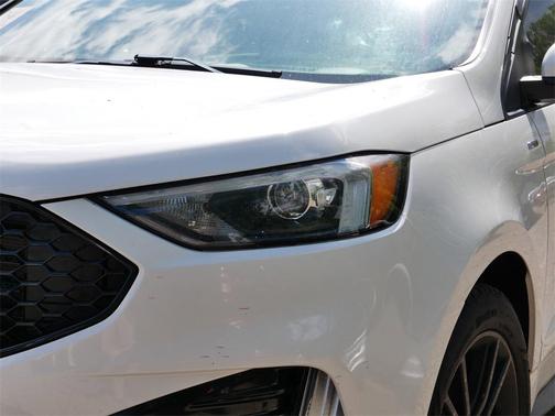 2020 Ford Edge ST