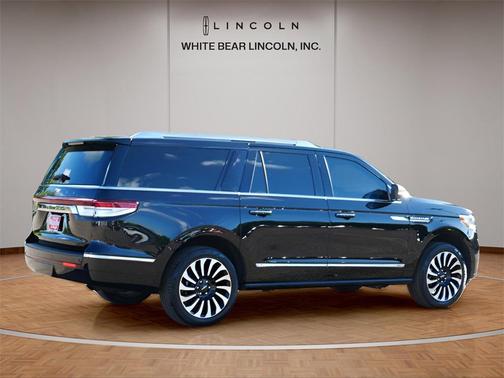 2024 Lincoln Navigator Black Label