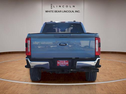 Glacier Gray Metallic Tri-Coat 2024 Ford F-250 Lariat