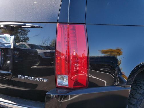 2013 Cadillac Escalade Luxury