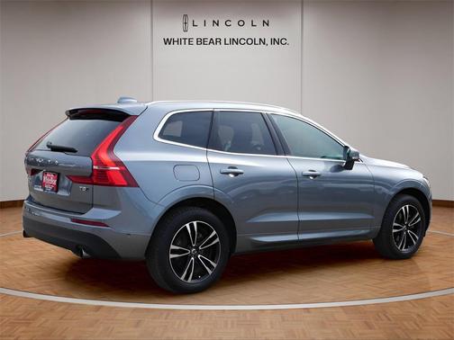 2019 Volvo XC60 T5 Momentum