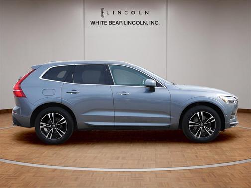 2019 Volvo XC60 T5 Momentum