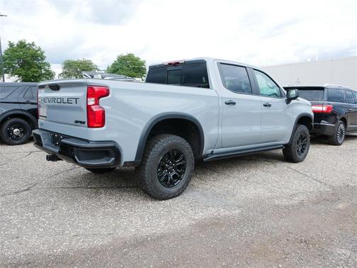 2024 Chevrolet Silverado 1500 ZR2