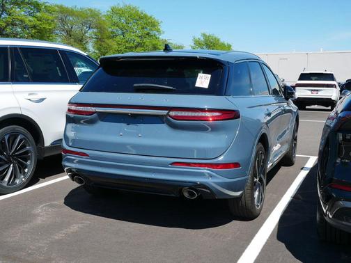 Whisper Blue Metallic Clearcoat 2024 Lincoln Corsair Grand Touring