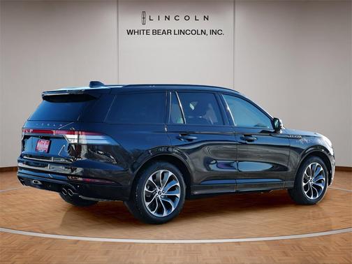 2025 Lincoln Aviator Premiere
