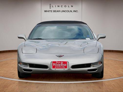 Light Pewter Metallic 2001 Chevrolet Corvette Base