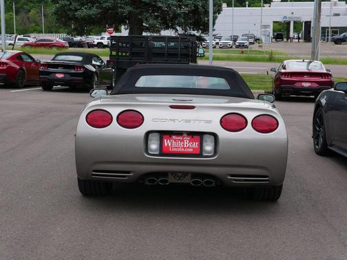 Light Pewter Metallic 2001 Chevrolet Corvette Base