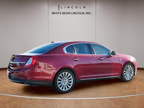 2015 Lincoln MKS Base