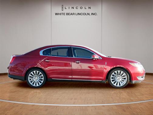 2015 Lincoln MKS Base
