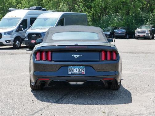 2016 Ford Mustang EcoBoost Premium