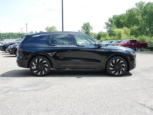 2024 Lincoln Nautilus Black Label