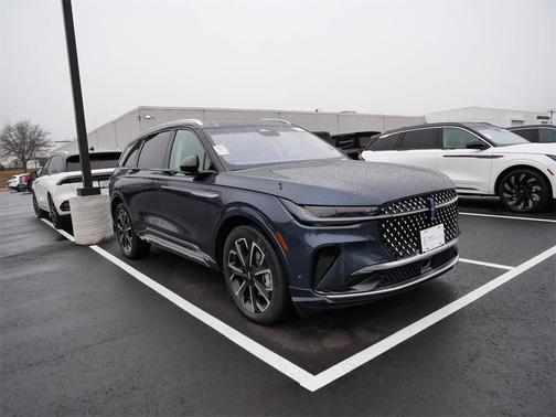 2024 Lincoln Nautilus Reserve