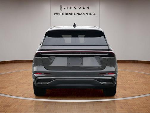 Chroma Caviar Dark Gray Metallic Clearcoat 2025 Lincoln Nautilus Black Label