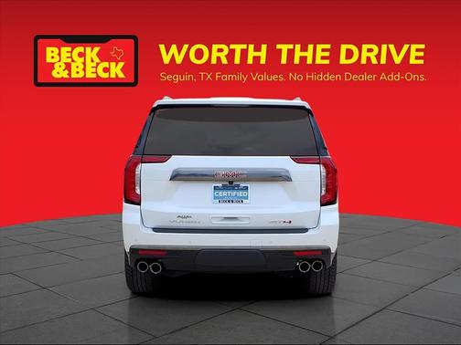 2024 GMC Yukon 4WD AT4