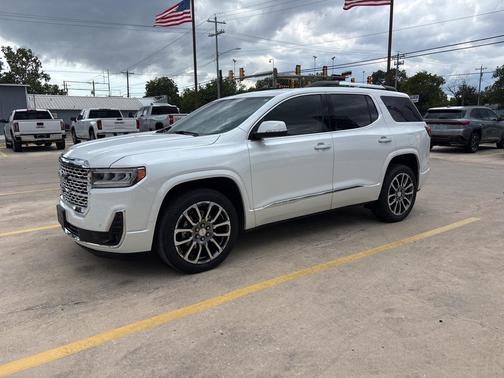 2020 GMC Acadia Denali
