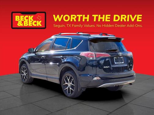 2018 Toyota RAV4 SE