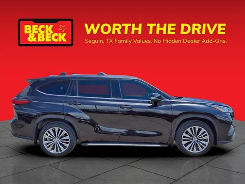2022 Toyota Highlander Platinum