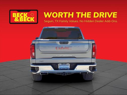 2022 GMC Sierra 1500 SLT