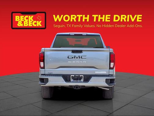 2025 GMC Sierra 1500 Elevation