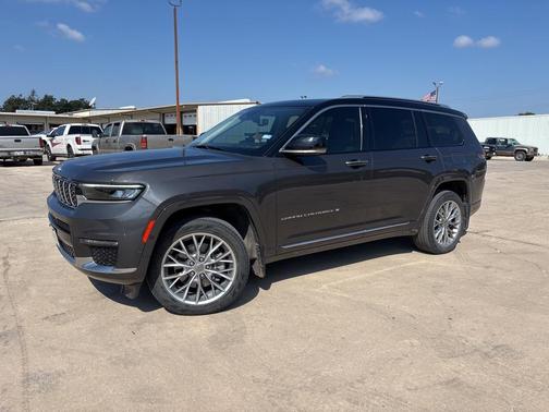 2022 Jeep Grand Cherokee L Summit