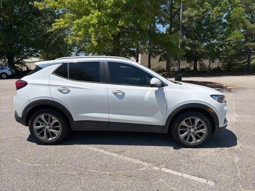 Summit White 2021 Buick Encore GX Select
