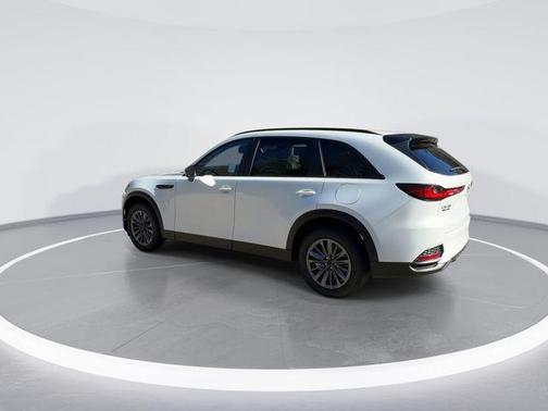 Rhodium White Premium 2026 Mazda CX-70 SC