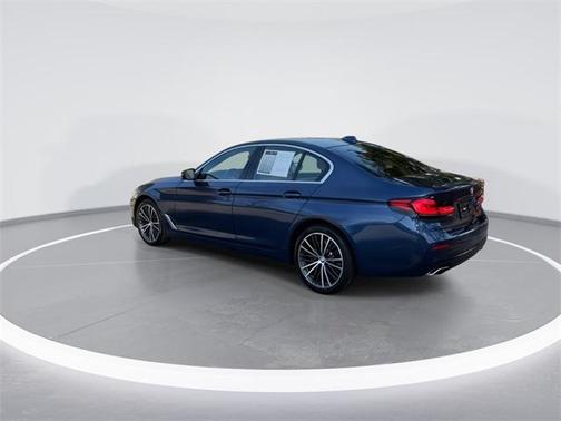 2022 BMW 540 i