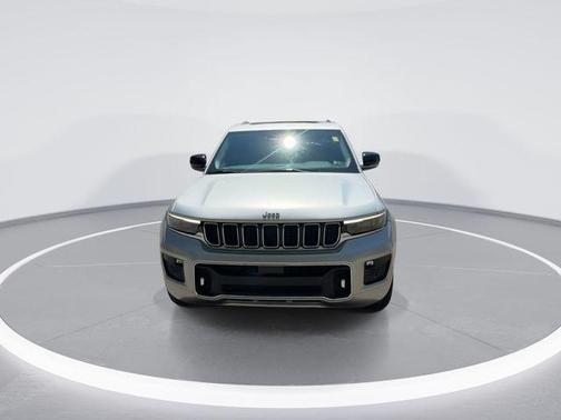 Silver Zynith 2022 Jeep Grand Cherokee Overland