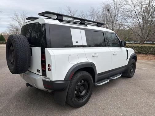 2023 Land Rover Defender 110 S