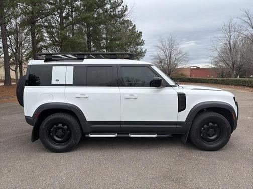 2023 Land Rover Defender 110 S