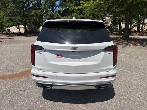 Crystal White Tri-Coat 2024 Cadillac XT6 Premium Luxury AWD