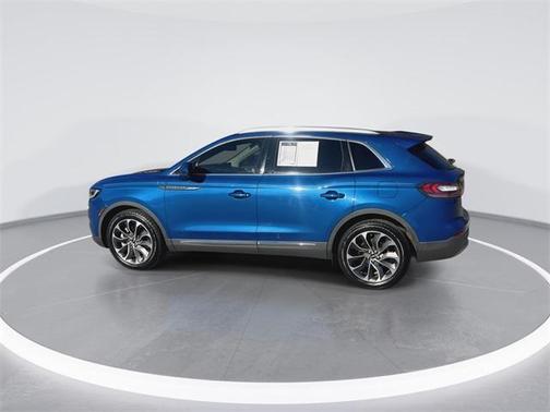 2021 Lincoln Nautilus Reserve