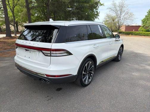 White Metallic 2023 Lincoln Aviator Reserve AWD