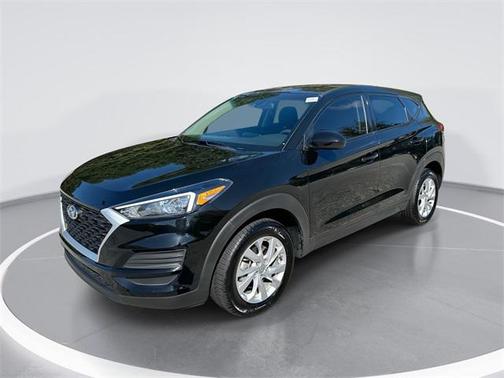 2021 Hyundai TUCSON SE