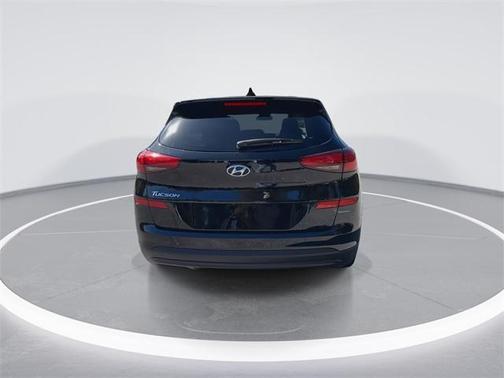 2021 Hyundai TUCSON SE
