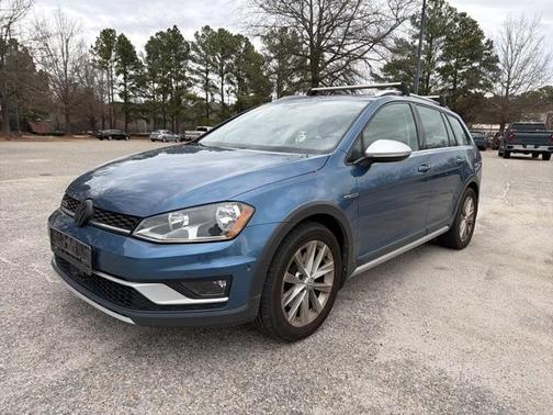 2017 Volkswagen Golf Alltrack TSI SE