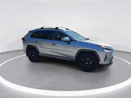 2023 Toyota RAV4 Hybrid SE