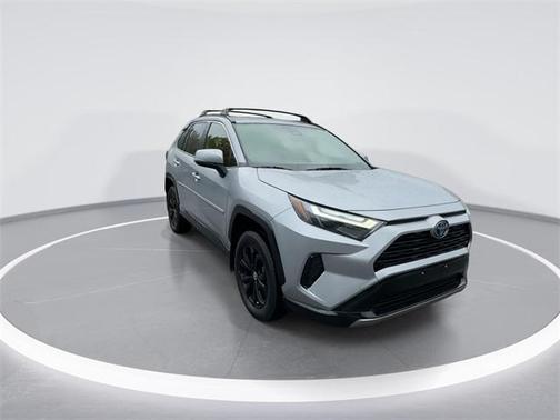 2023 Toyota RAV4 Hybrid SE