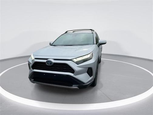 2023 Toyota RAV4 Hybrid SE
