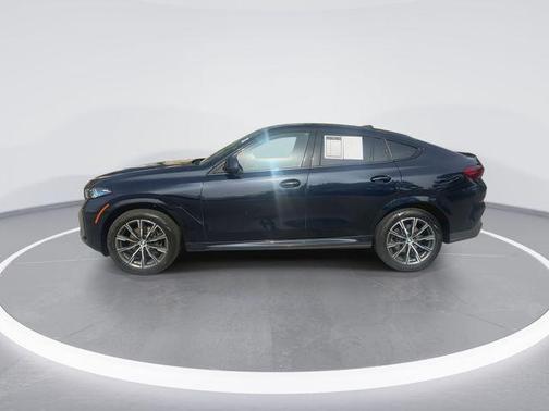 Carbon Black Metallic 2025 BMW X6 xDrive40i